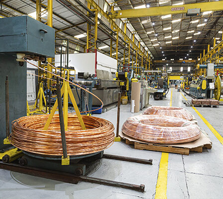 Cobre para aterramento: por que é o metal mais confiável em sistemas elétricos